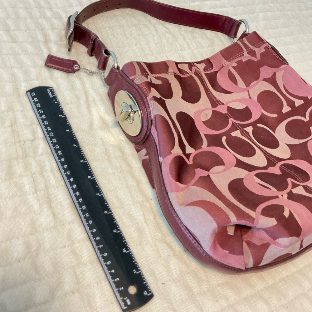 Coach Optic hobo shoulder bag w jumbo turnlocks